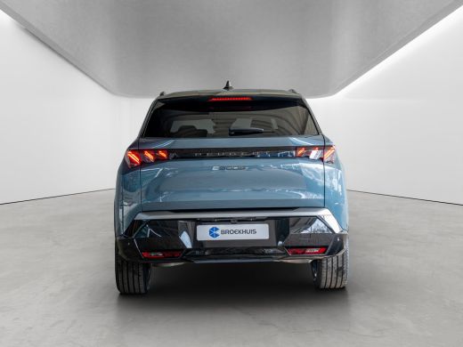 Peugeot e-5008 GT Avantage EV 73kWh 210 | 2 stoelen op derde rij | Achterstoelen verwarmd | Achteruitrijcamera ActivLease financial lease