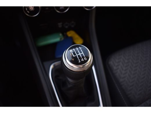 Renault Captur 1.0 TCe LIMITED CRUISE/NAVI/KEYLESS ActivLease financial lease