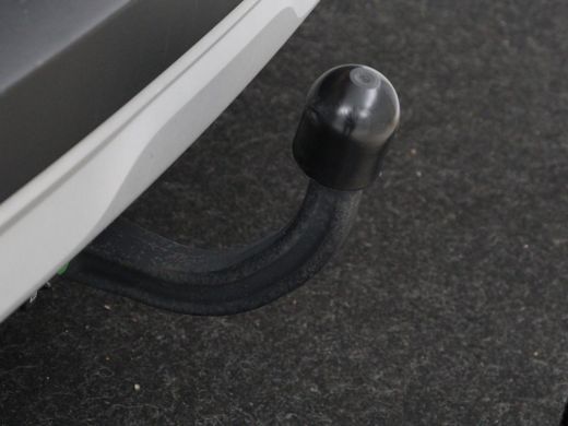 Renault Captur 1.6 E-Tech Plug-in Hybrid 160 Intens | Panoramadak | Cruise Control | Trekhaak | Camera | LED | N... ActivLease financial lease