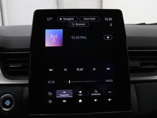 Renault Captur 1.6 E-Tech Plug-in Hybrid 160 Intens | Panoramadak | Cruise Control | Trekhaak | Camera | LED | N... ActivLease financial lease