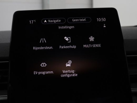 Renault Captur 1.6 E-Tech Plug-in Hybrid 160 Intens | Panoramadak | Cruise Control | Trekhaak | Camera | LED | N... ActivLease financial lease