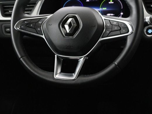 Renault Captur 1.6 E-Tech Plug-in Hybrid 160 Intens | Panoramadak | Cruise Control | Trekhaak | Camera | LED | N... ActivLease financial lease