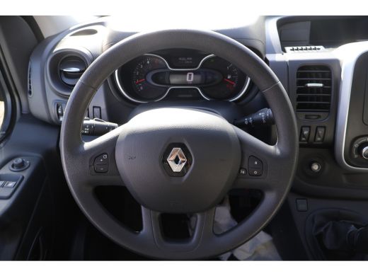 Renault Trafic 2.0 dCi 120pk L1 H1 2x Schuifdeur Imperiaal ActivLease financial lease