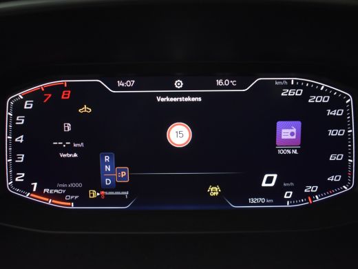 Seat Leon Sportstourer 1.5 eTSI FR Launch Edition 150 Pk DSG/AUTO | Panorama-dak | Trekhaak | Camera | Keyl... ActivLease financial lease