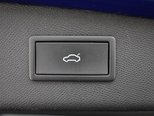 Seat Leon Sportstourer 1.5 eTSI FR Launch Edition 150 Pk DSG/AUTO | Panorama-dak | Trekhaak | Camera | Keyl... ActivLease financial lease