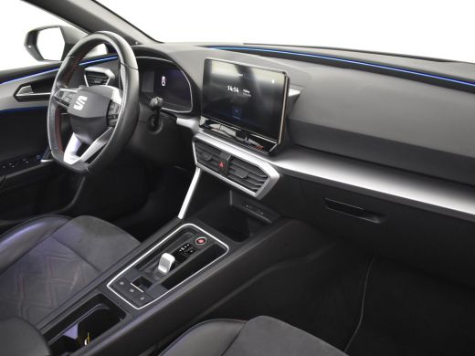 Seat Leon Sportstourer 1.5 eTSI FR Launch Edition 150 Pk DSG/AUTO | Panorama-dak | Trekhaak | Camera | Keyl... ActivLease financial lease