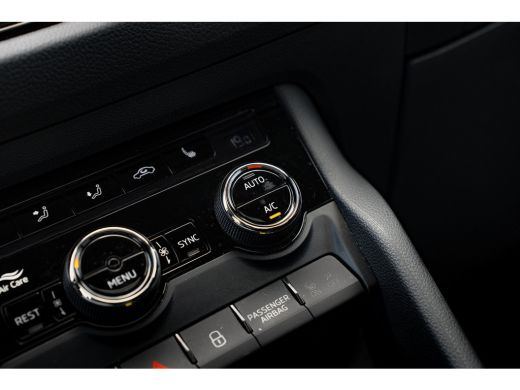 Skoda Kodiaq 1.5 TSI 150 PK Limited Business Edition 7p. Panoramadak | Trekhaak | Achteruitrijcamera | Adaptiv... ActivLease financial lease