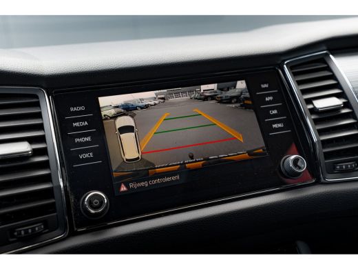 Skoda Kodiaq 1.5 TSI 150 PK Limited Business Edition 7p. Panoramadak | Trekhaak | Achteruitrijcamera | Adaptiv... ActivLease financial lease
