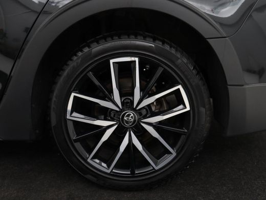 Toyota Corolla Touring Sports 2.0 Hybrid Style | Stoelverwarming | Cruise Control | Navigatie | Camera | Carplay | Full LED | D... ActivLease financial lease