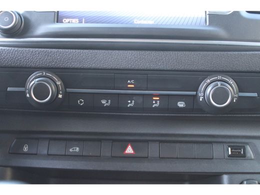 Toyota ProAce 1.5 D-4D 102Pk Live Long LANG 3-ZITS AIRCO NAVI 71000KM!!! ActivLease financial lease