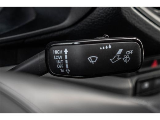 Volkswagen Crafter L3H3 | 140 PK | Automaat | Carplay | Camera | Adapt.Cruise | Trekhaak 3.0T ActivLease financial lease