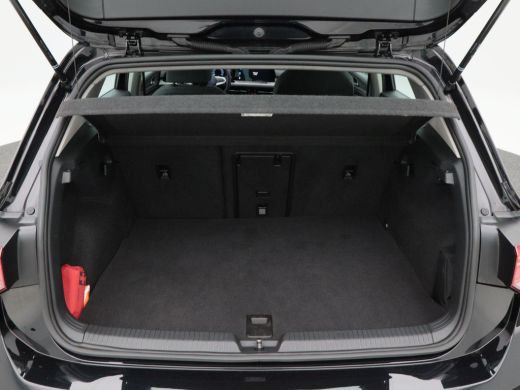 Volkswagen Golf 1.4 eHybrid 204 Pk Automaat Style | Full LED | Camera | Adaptive Cruise | CarPlay | Navigatie | C... ActivLease financial lease