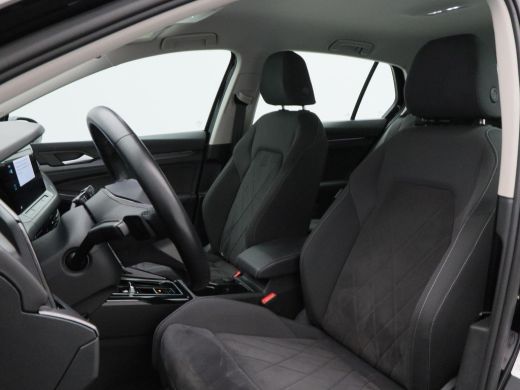 Volkswagen Golf 1.4 eHybrid 204 Pk Automaat Style | Full LED | Camera | Adaptive Cruise | CarPlay | Navigatie | C... ActivLease financial lease