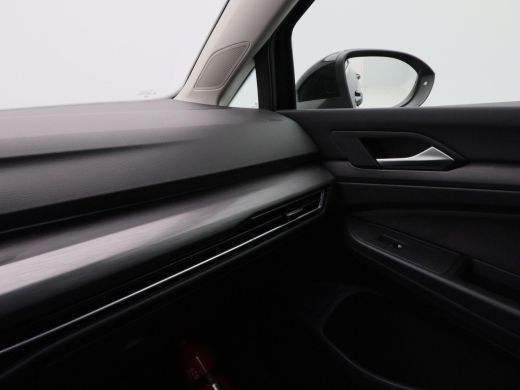 Volkswagen Golf 1.4 eHybrid 204 Pk Automaat Style | Full LED | Camera | Adaptive Cruise | CarPlay | Navigatie | C... ActivLease financial lease