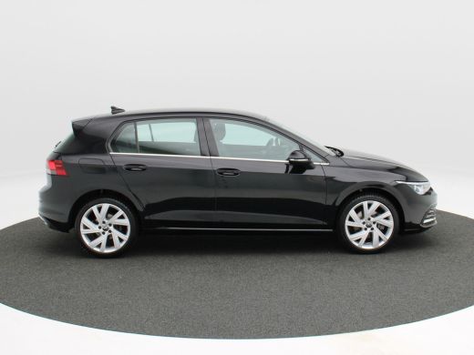 Volkswagen Golf 1.4 eHybrid 204 Pk Automaat Style | Full LED | Camera | Adaptive Cruise | CarPlay | Navigatie | C... ActivLease financial lease