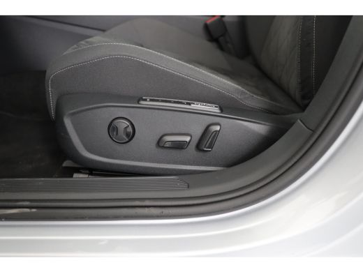 Volkswagen Golf Variant 1.5 eTSI Life Business | Elektrische stoelen | Navigatie | Adaptieve Cruise | Stoel/Stuur... ActivLease financial lease