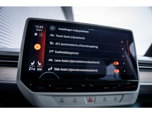 Volkswagen ID. Buzz 1st Max 77kWh | Achteruitrijcamera | Cruise control adaptief | Elektrisch verstelbare stoel(en) m... ActivLease financial lease