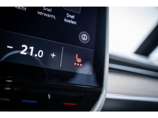 Volkswagen ID. Buzz 1st Max 77kWh | Achteruitrijcamera | Cruise control adaptief | Elektrisch verstelbare stoel(en) m... ActivLease financial lease
