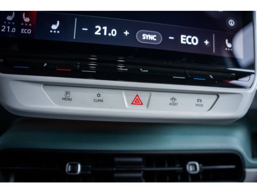 Volkswagen ID. Buzz 1st Max 77kWh | Achteruitrijcamera | Cruise control adaptief | Elektrisch verstelbare stoel(en) m... ActivLease financial lease