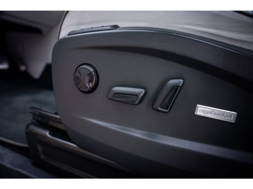 Volkswagen ID. Buzz 1st Max 77kWh | Achteruitrijcamera | Cruise control adaptief | Elektrisch verstelbare stoel(en) m... ActivLease financial lease