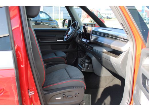 Volkswagen ID. Buzz GTX Limited Edition 86 kWh LWB 7p.4WD | Airconditioning automatisch (Climatronic), 3-zone | Apple... ActivLease financial lease