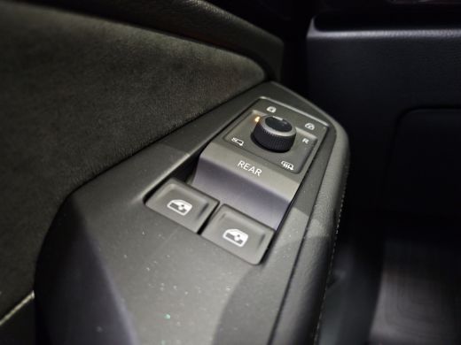 Volkswagen ID.7 Pro Limited Edition 77 kWh accu 210 kW / 286 PK Variant Elektrische aandrijving | 360 graden came... ActivLease financial lease