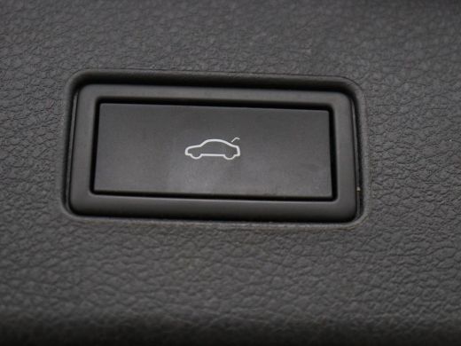 Volkswagen Passat 1.4 TSI PHEV GTE Business | Adaptive Cruise | Stoelverwarming | Trekhaak | Carplay | Massage | Ca... ActivLease financial lease