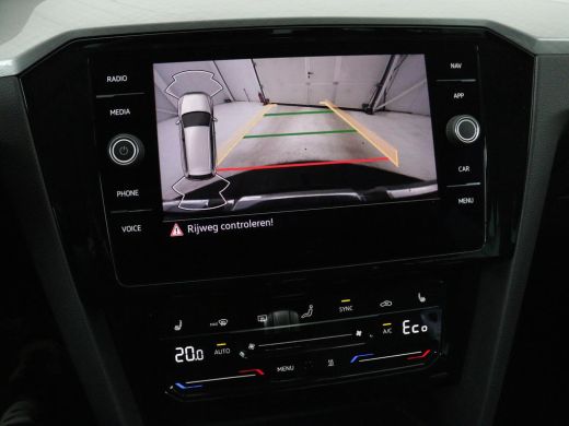 Volkswagen Passat 1.4 TSI PHEV GTE Business | Adaptive Cruise | Stoelverwarming | Trekhaak | Carplay | Massage | Ca... ActivLease financial lease