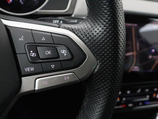 Volkswagen Passat 1.4 TSI PHEV GTE Business | Adaptive Cruise | Stoelverwarming | Trekhaak | Carplay | Massage | Ca... ActivLease financial lease