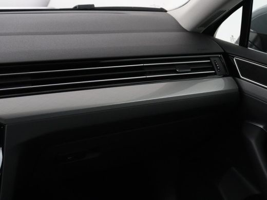 Volkswagen Passat 1.4 TSI PHEV GTE Business | Adaptive Cruise | Stoelverwarming | Trekhaak | Carplay | Massage | Ca... ActivLease financial lease