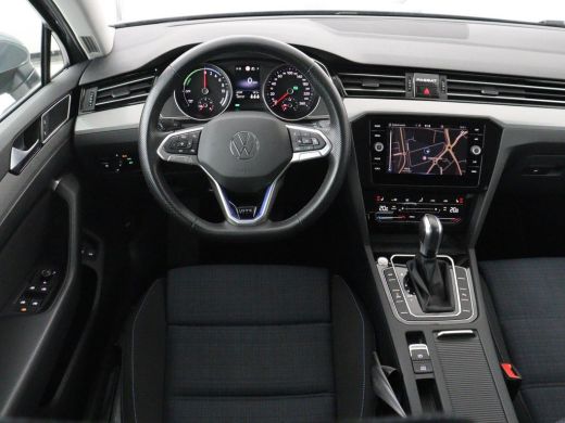 Volkswagen Passat 1.4 TSI PHEV GTE Business | Adaptive Cruise | Stoelverwarming | Trekhaak | Carplay | Massage | Ca... ActivLease financial lease
