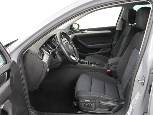 Volkswagen Passat 1.4 TSI PHEV GTE Business | Adaptive Cruise | Stoelverwarming | Trekhaak | Carplay | Massage | Ca... ActivLease financial lease