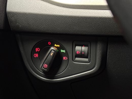 Volkswagen Polo 1.0 Sportline (APPLE CARPLAY, GETINT GLAS, CRUISE, SPORTSTOELEN, ARMSTEUN, NIEUWE APK, NIEUWSTAAT) ActivLease financial lease