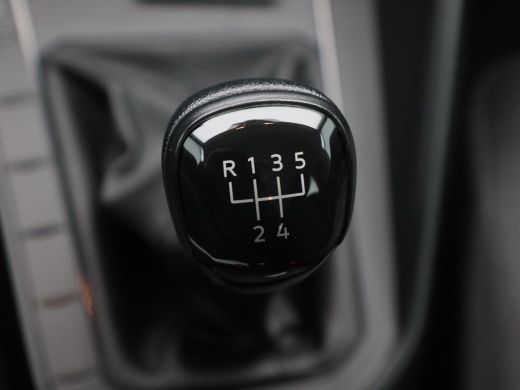 Volkswagen Polo 1.0 TSi Polo | Cruise control | Airco | Carplay | DAB | LED | 54.987 Km !! ActivLease financial lease