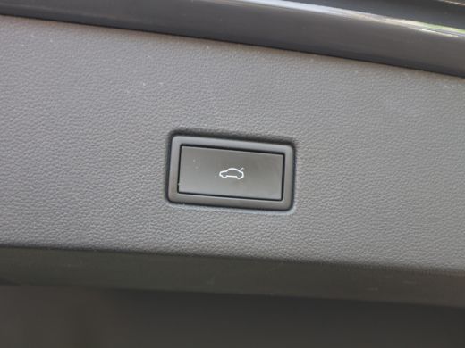 Volkswagen T-Roc 1.0 TSI Style Business NAVI TREKHAAK ActivLease financial lease