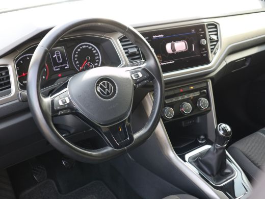 Volkswagen T-Roc 1.0 TSI Style Business NAVI TREKHAAK ActivLease financial lease