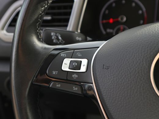 Volkswagen T-Roc 1.0 TSI Style Business NAVI TREKHAAK ActivLease financial lease