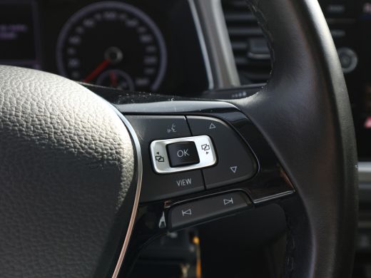 Volkswagen T-Roc 1.0 TSI Style Business NAVI TREKHAAK ActivLease financial lease