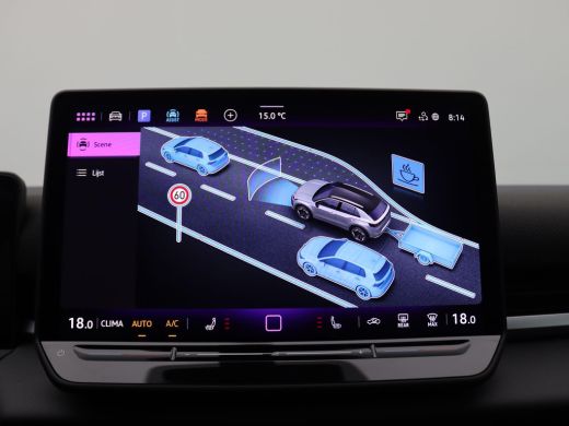 Volkswagen T-Roc 1.5 eTsi R-Line First Edition 150PK DSG Pano-Schuifdak, Trekhaak, Black Style, 20" LM Velgen, Key... ActivLease financial lease