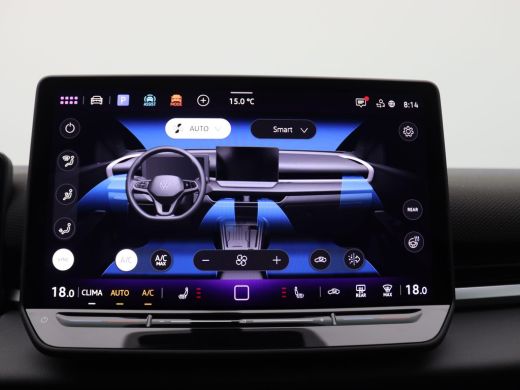 Volkswagen T-Roc 1.5 eTsi R-Line First Edition 150PK DSG Pano-Schuifdak, Trekhaak, Black Style, 20" LM Velgen, Key... ActivLease financial lease