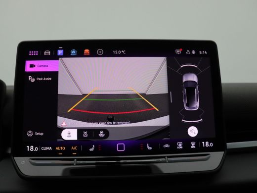 Volkswagen T-Roc 1.5 eTsi R-Line First Edition 150PK DSG Pano-Schuifdak, Trekhaak, Black Style, 20" LM Velgen, Key... ActivLease financial lease