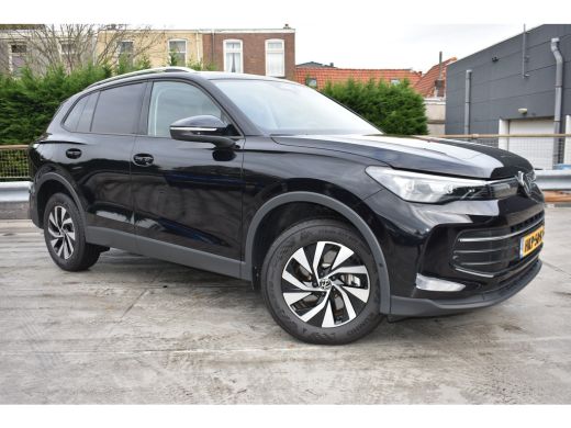 Volkswagen Tiguan 1.5 eHybrid 204PK PHEV Life Edition | Trekhaak | Stoel/stuurverwarming | Cruise control adaptief ... ActivLease financial lease