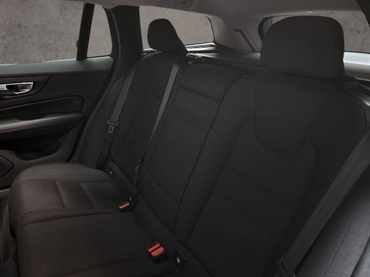 Volvo  V60 2.0 B3 Momentum Sport Automaat 163Pk (APPLE CARPLAY, GROOT NAVI, KEYLESS, SPORTSTOELEN, GETINT GL... ActivLease financial lease