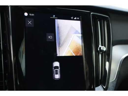 Volvo  V60 T6 Plus Dark | 360Cam | Harman Kardon | Trekhaak | Aurora Silver | ActivLease financial lease