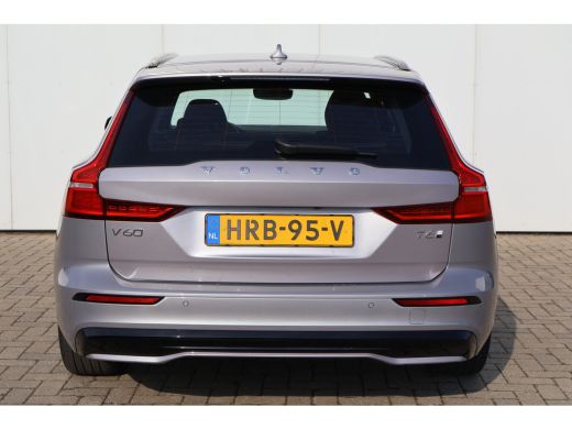 Volvo  V60 T6 Plus Dark | 360Cam | Harman Kardon | Trekhaak | Aurora Silver | ActivLease financial lease