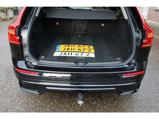 Volvo  XC60 2.0 T6 PHEV AWD SOh 95,3% Core Bright R-DESIGN PANO LEER STAND 85000KM!!! ActivLease financial lease