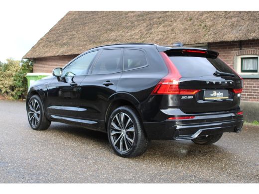 Volvo  XC60 2.0 T6 PHEV AWD SOh 95,3% Core Bright R-DESIGN PANO LEER STAND 85000KM!!! ActivLease financial lease
