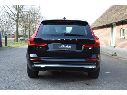Volvo  XC60 2.0 T6 PHEV hybrid AWD Core Bright LONG RANGE LEER PANO 49000KM!!! ActivLease financial lease