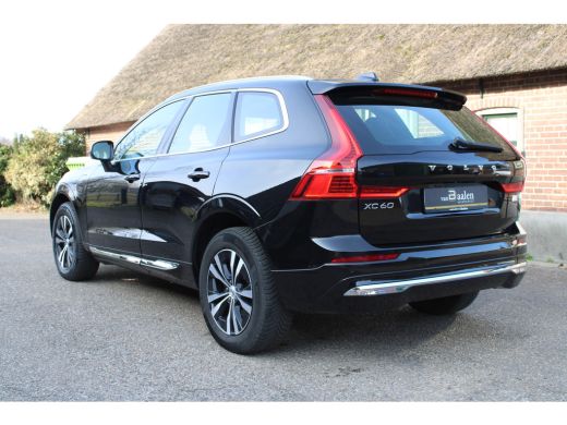 Volvo  XC60 2.0 T6 PHEV hybrid AWD Core Bright LONG RANGE LEER PANO 49000KM!!! ActivLease financial lease