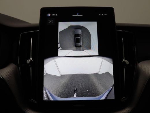 Volvo  XC60 2.0 T6 Plug-in hybrid AWD Plus Black Edition 350PK Pano-Schuifdak, Trekhaak, 21" LM Velgen, 360gr... ActivLease financial lease